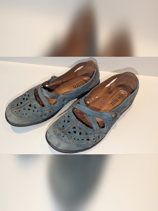 Cobb Hill by New Balance Shoes - Cobb Hill by New Balance Blue Cutout Leather Slip-On Moccasins